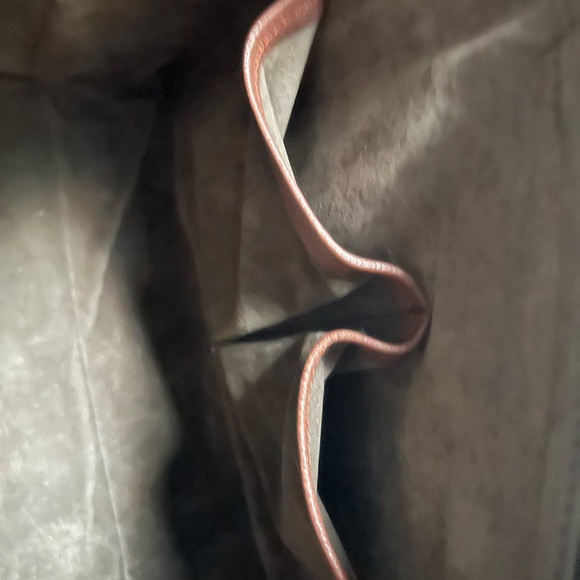 Handmade Leather Alligator Hand Bags - Picture 8 of 16